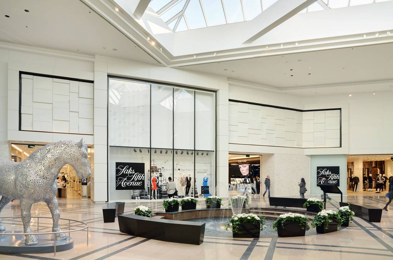 Toronto, are you ready?! Our partner Saks Fifth Avenue Canada is now open.  Discover fashion at its best at Saks Fifth Avenue Sherway Gardens